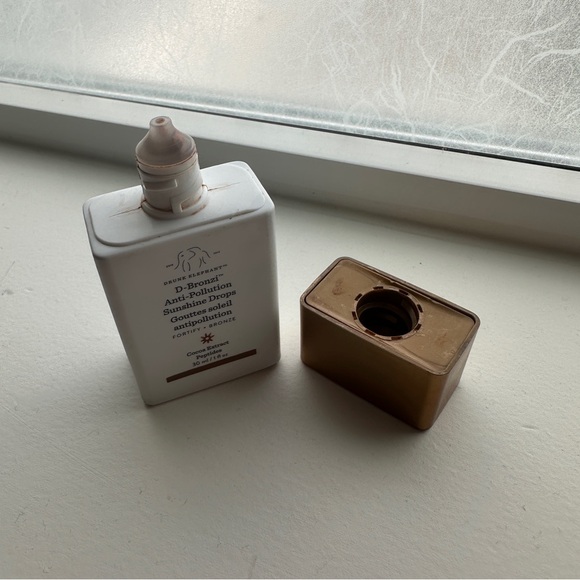 Drunk Elephant D-Bronzi™ Anti-Pollution Sunshine Drops – 30 ml / 1 fl oz - Picture 3 of 3